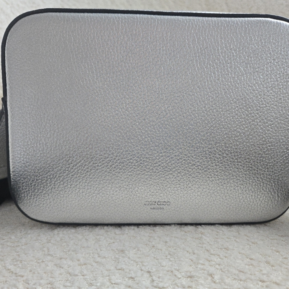 Jimmy Choo NWT Camera Bag‎ Metallic Silver Embossed Leather - Picture 2 of 16